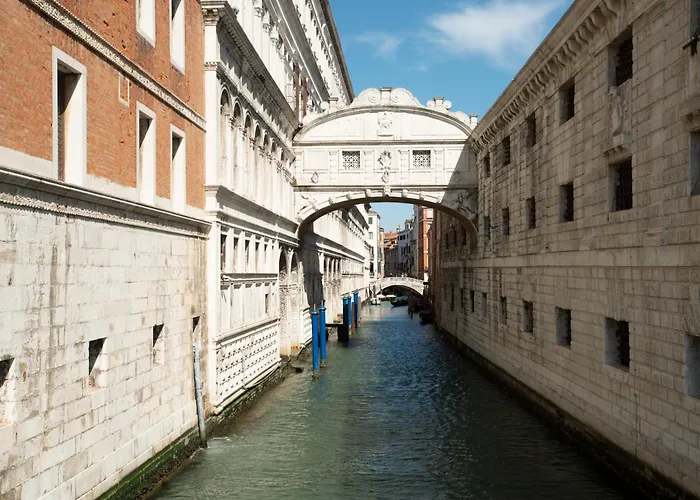 Casa Kirsch ベッド・アンド・ブレックファスト 3*